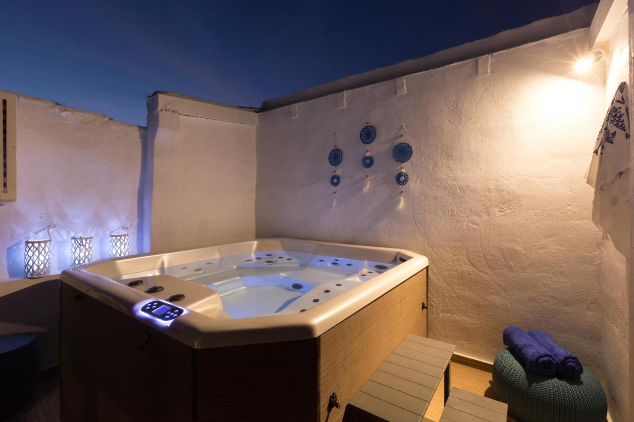 Stema Luxury Escape, Rooftop Jacuzzi & Panoramic Views Atsipopoulo Exterior photo